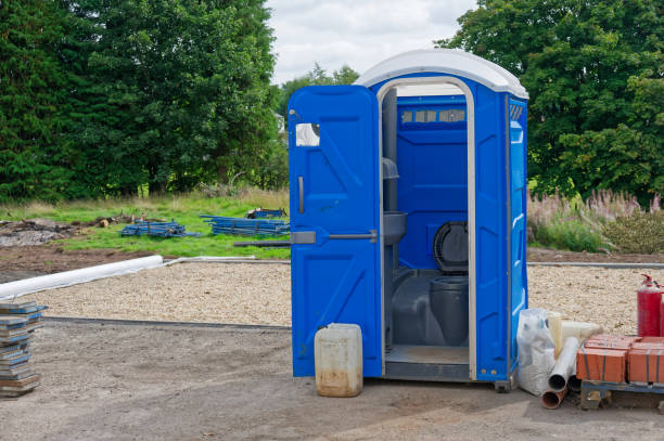 Best Portable Restroom Setup and Delivery  in Warsaw, MO